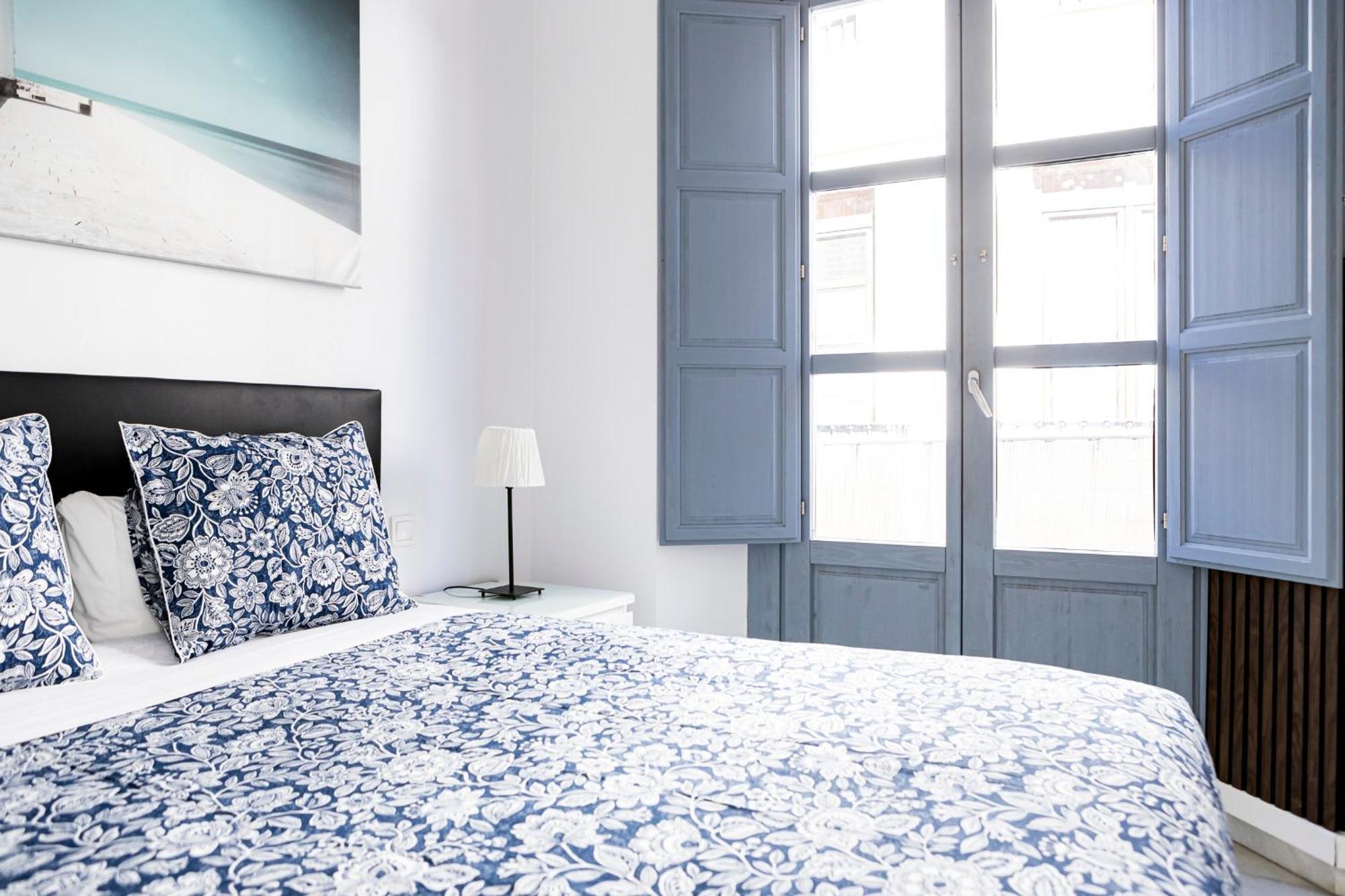 Suites Picasso Málaga Extérieur photo