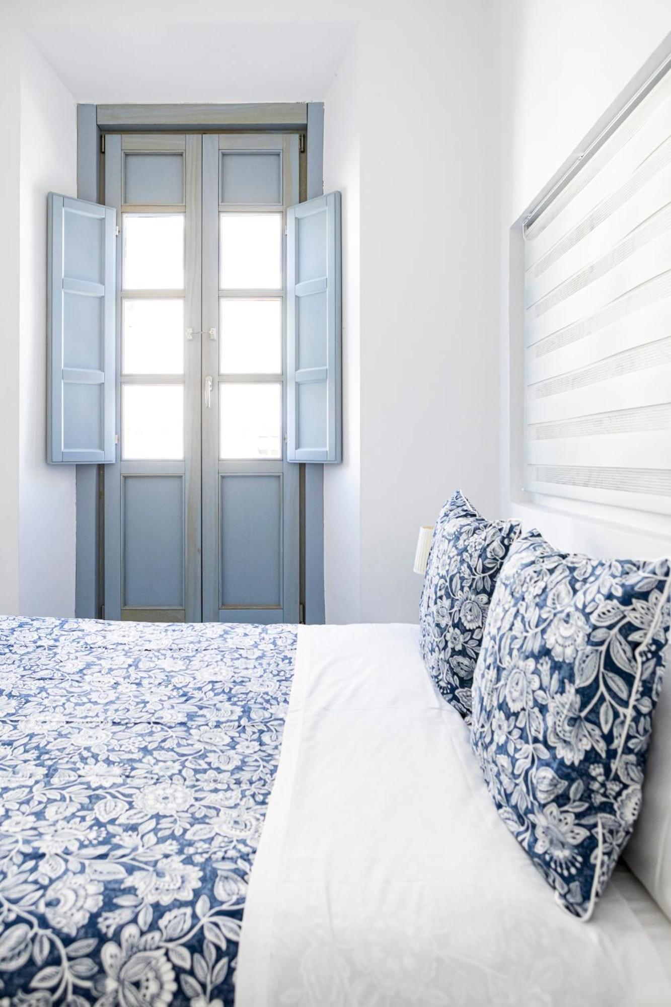Suites Picasso Málaga Extérieur photo