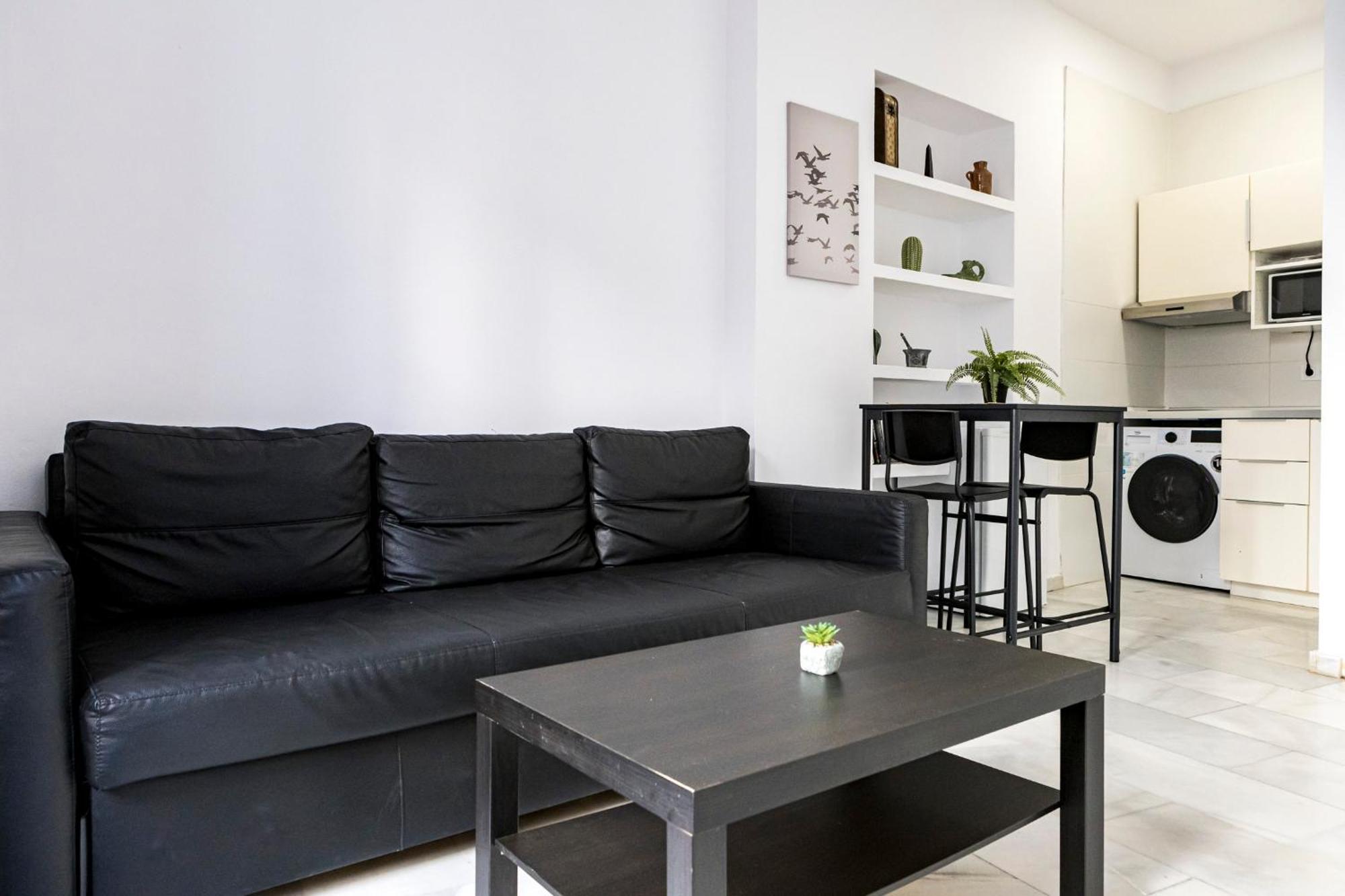 Suites Picasso Málaga Extérieur photo